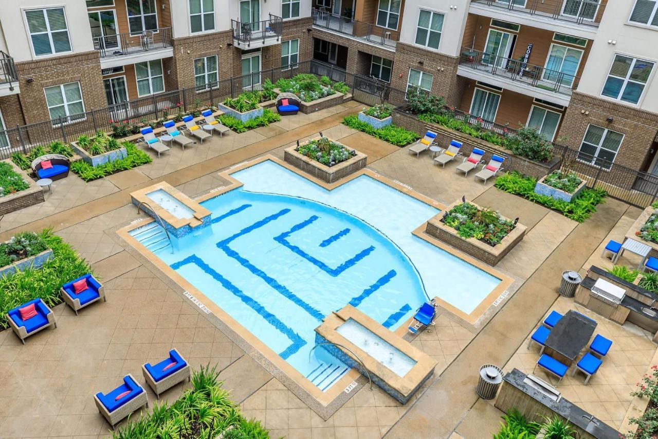 Penthouse Cool-Oasis-In-Houston-Rental Car Available-View-Great-Sleep Exterior foto